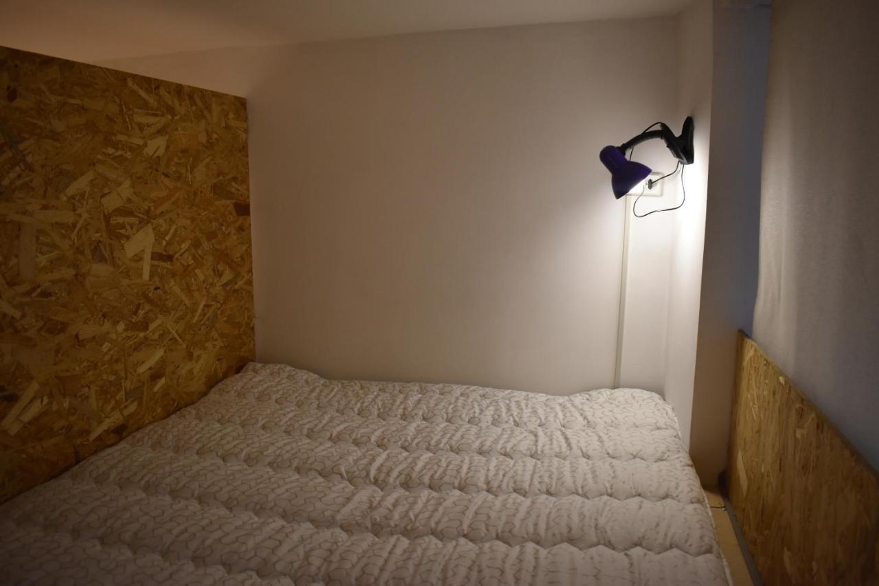 Sleep Studio Hostel Yerevan Ngoại thất bức ảnh